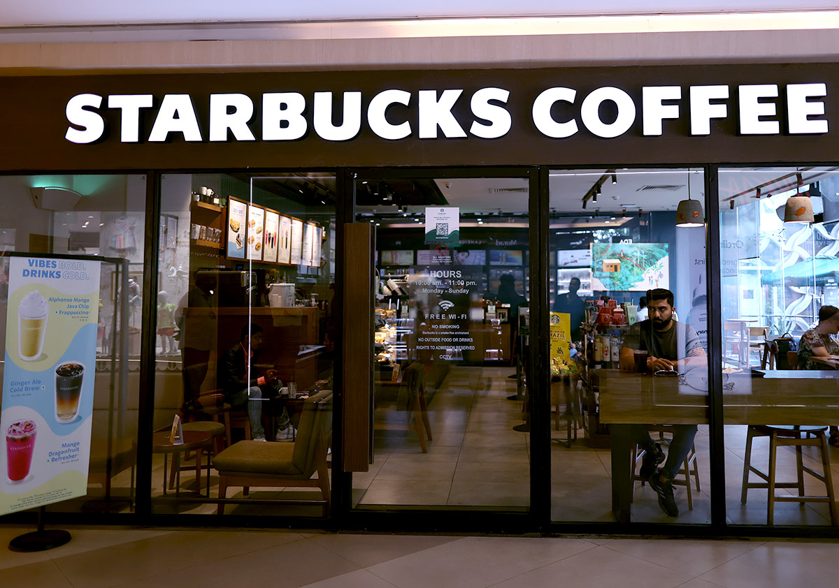 Starbucks1